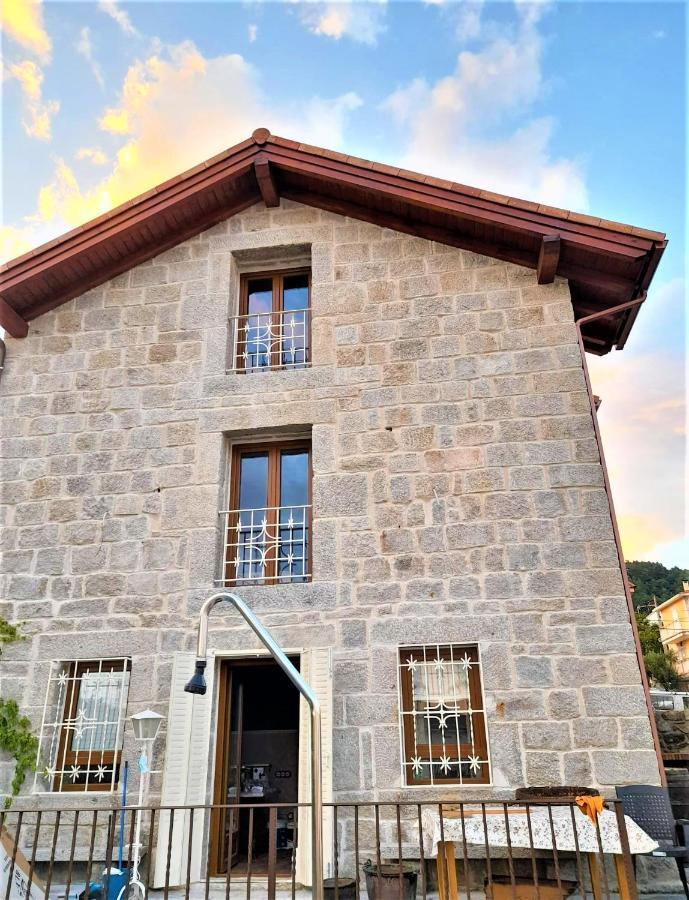 Casa Rural Del Tio Maino Becerril de la Sierra Dış mekan fotoğraf