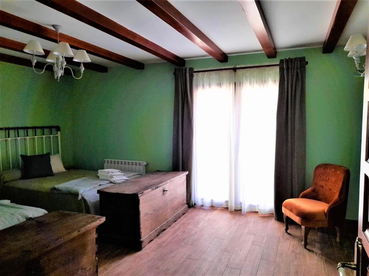 Casa Rural Del Tio Maino Becerril de la Sierra Dış mekan fotoğraf