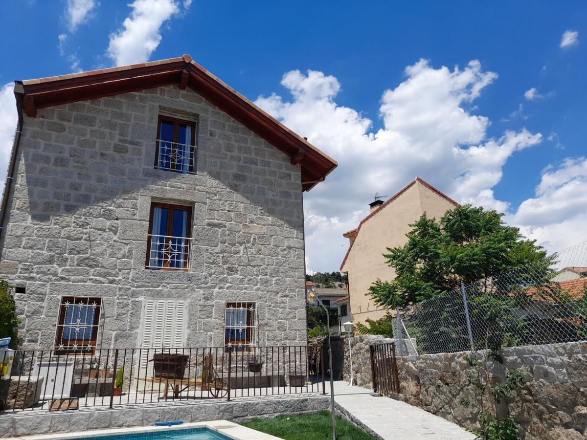Casa Rural Del Tio Maino Becerril de la Sierra Dış mekan fotoğraf